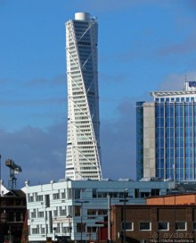 Небоскреб "Turning Torso" - 190-метровая "визитка" Мальме