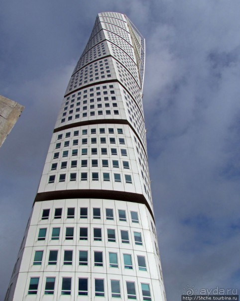 Небоскреб "Turning Torso" - 190-метровая "визитка" Мальме