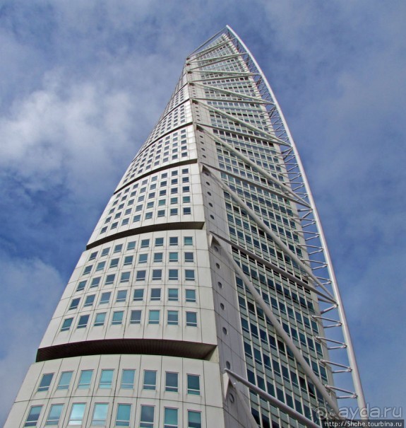Небоскреб "Turning Torso" - 190-метровая "визитка" Мальме
