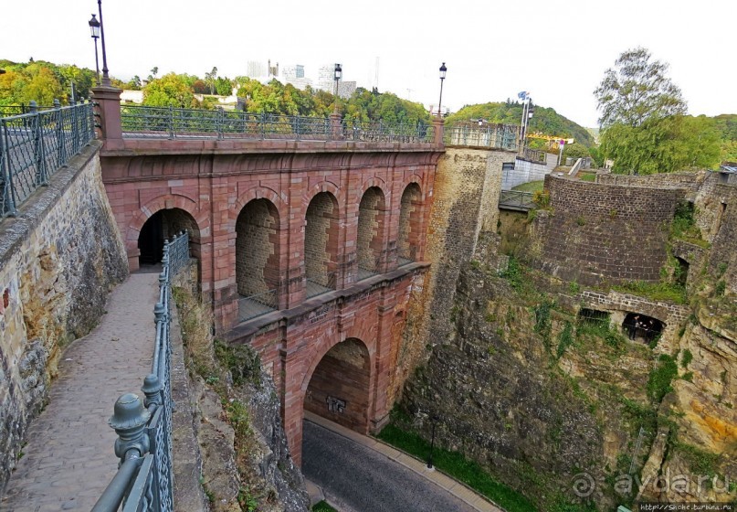 Кварталы и укрепления города Люксембург (объект ЮНЕСКО №699)