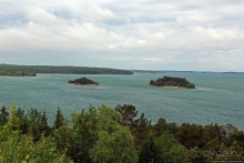 Останки башни Notvikstornet и природа Аландов