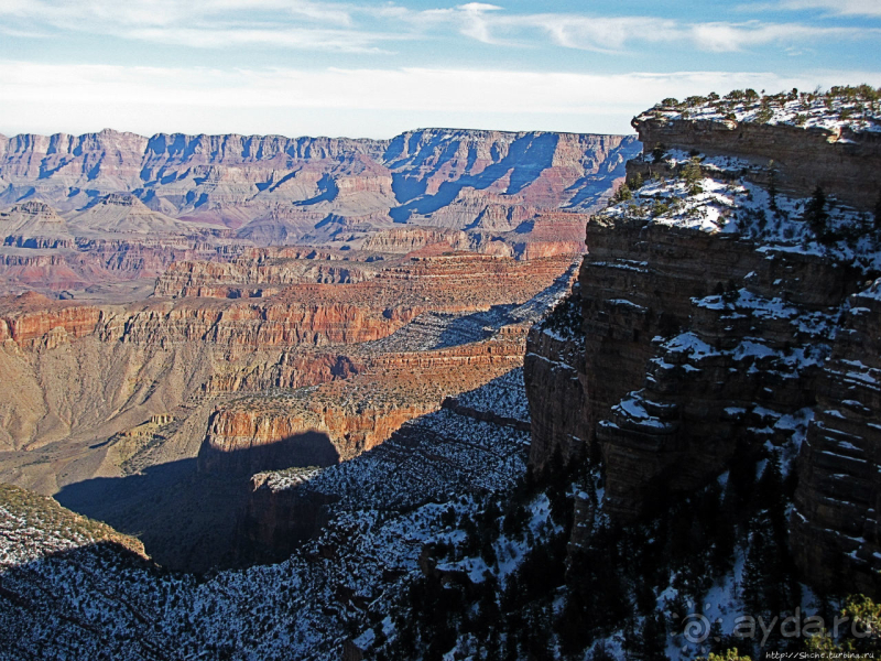 Гранд — потому что ну очень большой 
