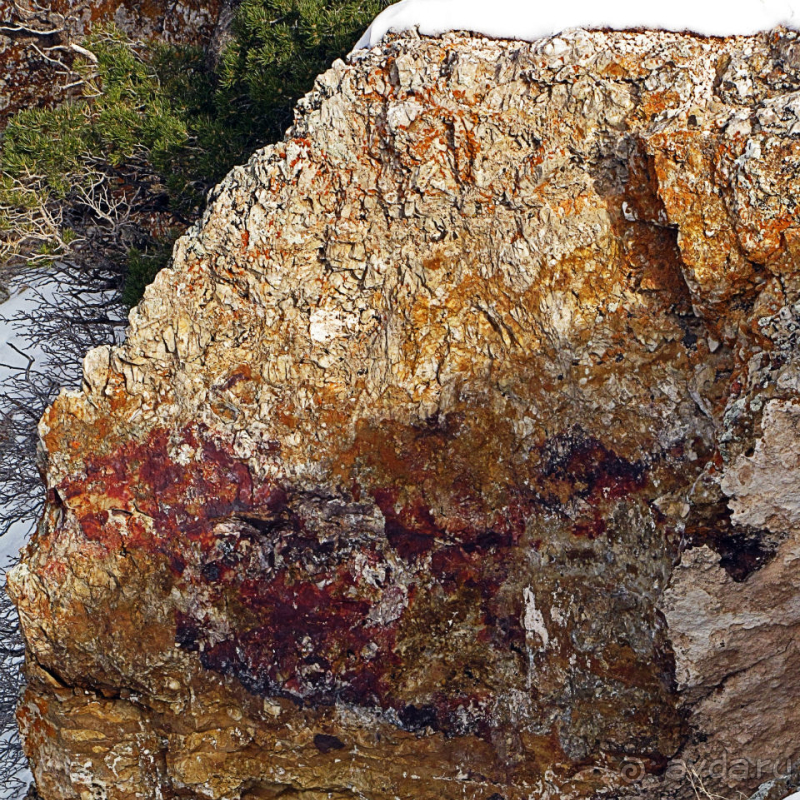 Гранд — потому что ну очень большой 