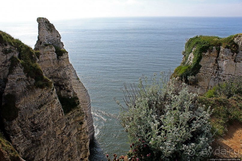 Утесы Этреты: налево пойдешь...