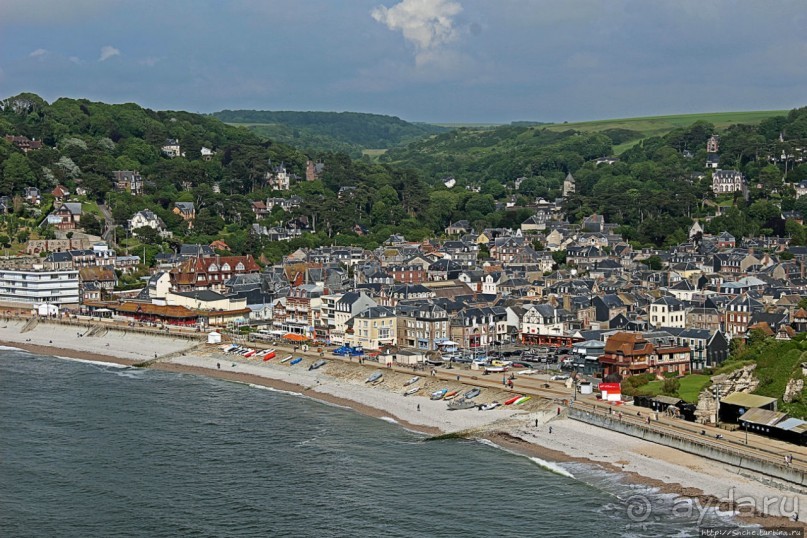 Утесы Этреты: налево пойдешь...