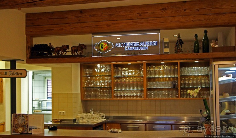 Отель-ресторан напротив паломнической церкви в Висе