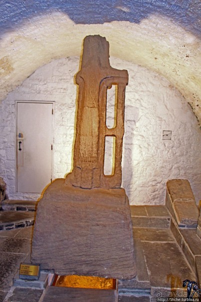 Легендарная скала в Ирландии