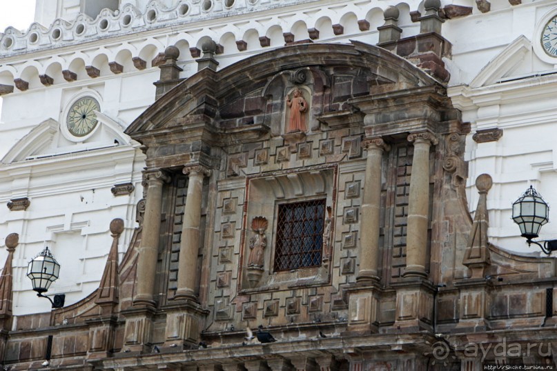 Роскошная! Церковь святого Францизска в Кито