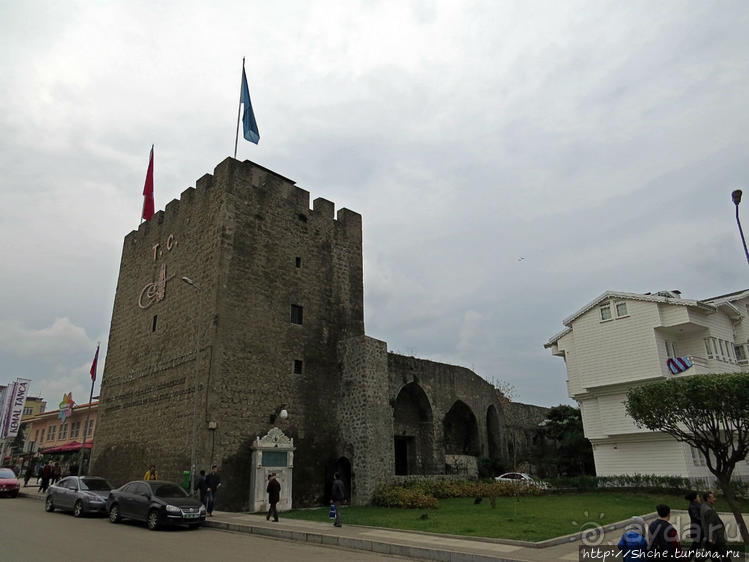 Когда гора приходит к Магомеду... Стены Трабзонской крепости