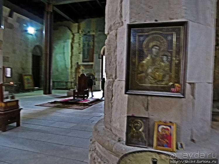 Храм Багра́та — символ единства Грузии