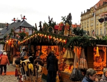 Альбом истории "Striezelmarkts — одна из старейших рождественских ярмарок"