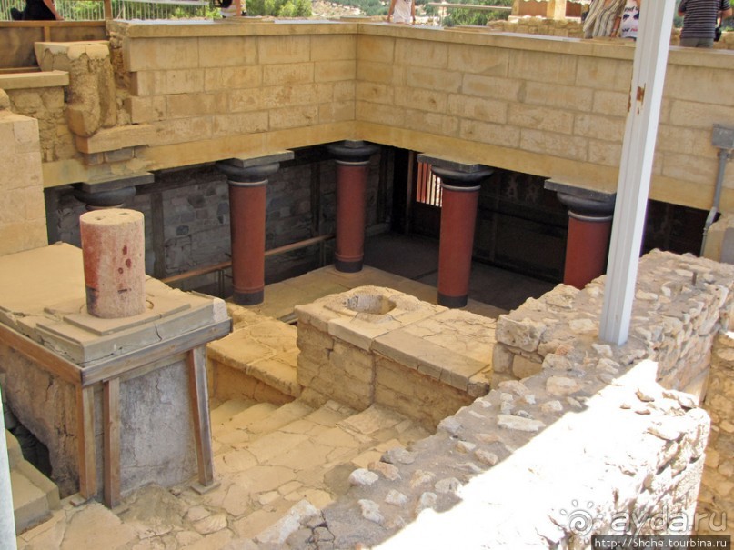 Кносский Дворец — прогулка по пыли веков. Скорее да, чем нет