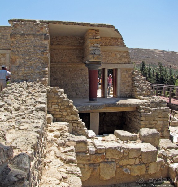 Кносский Дворец — прогулка по пыли веков. Скорее да, чем нет