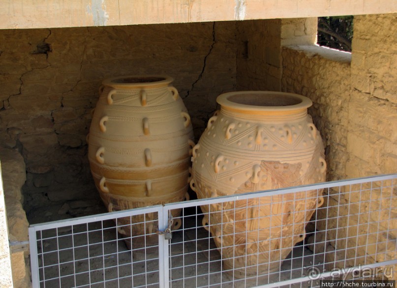 Кносский Дворец — прогулка по пыли веков. Скорее да, чем нет