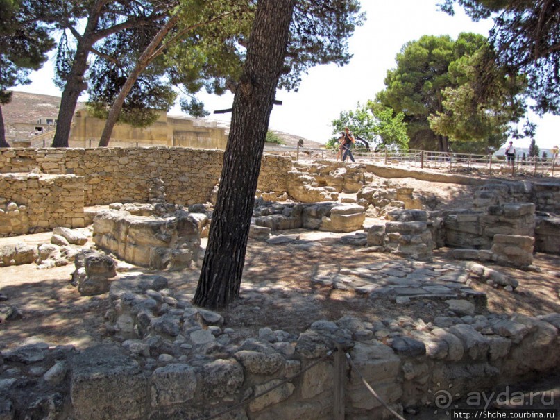 Кносский Дворец — прогулка по пыли веков. Скорее да, чем нет