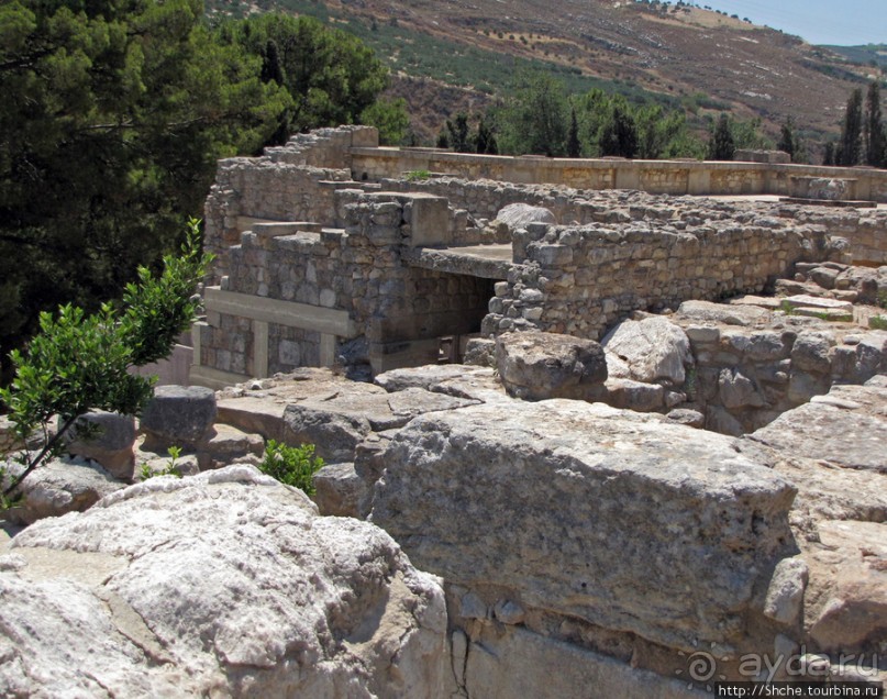 Кносский Дворец — прогулка по пыли веков. Скорее да, чем нет