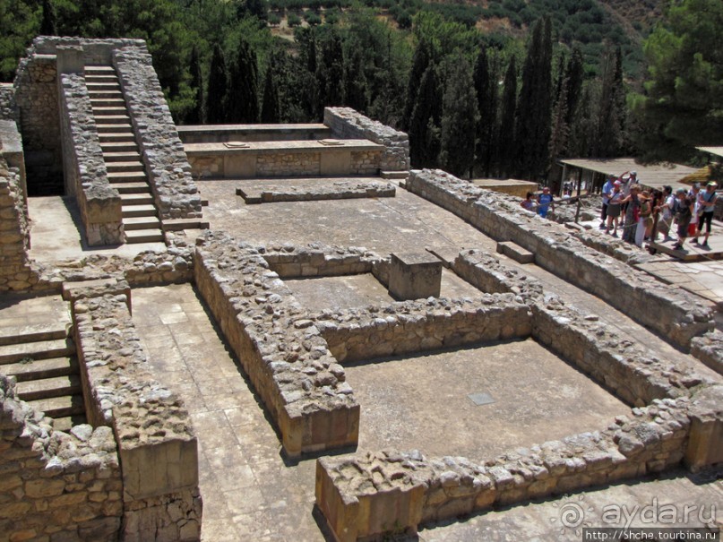 Кносский Дворец — прогулка по пыли веков. Скорее да, чем нет