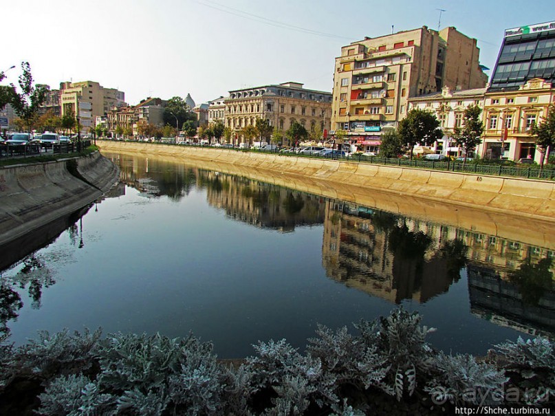 Бухарест — город на Дымбовице?