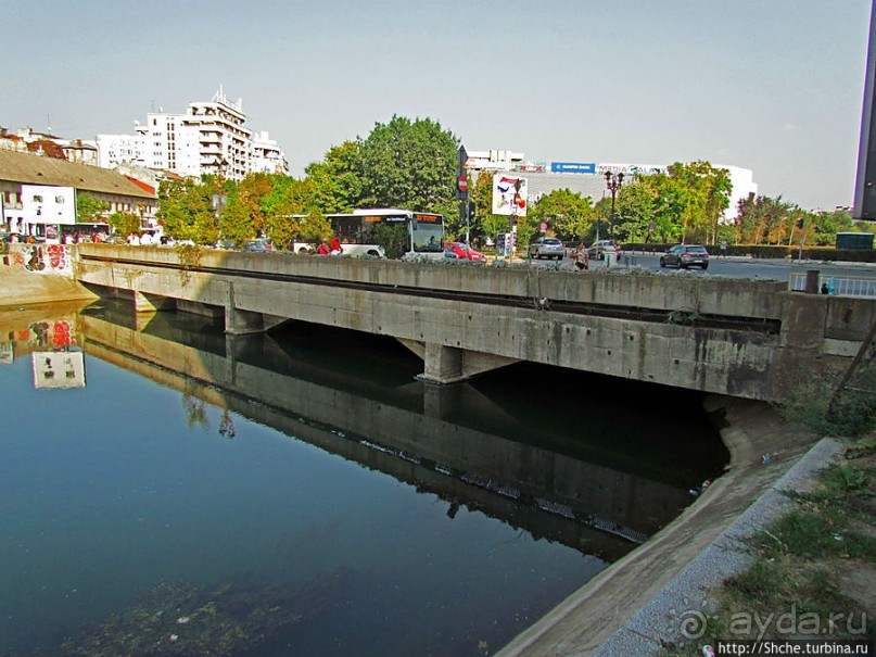 Бухарест — город на Дымбовице?