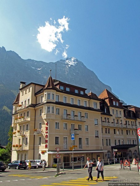 Швейцарская "усмешка леса" — летний Гриндельвальд