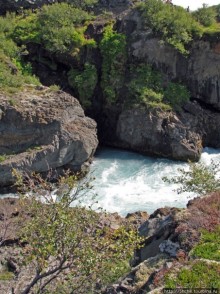 Barnafoss — такой недетский "детский водопад"