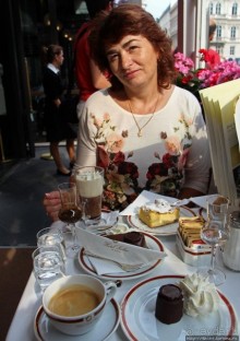 Сладости в пафосной атмосфере — кафе "Захер" в Вене