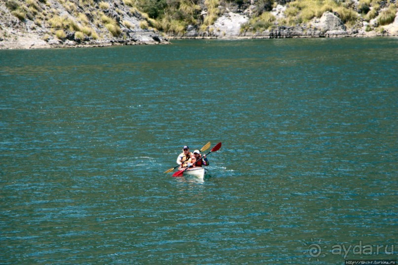 Девки в озере купались, мы на лодочке катались