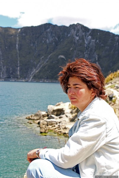 Девки в озере купались, мы на лодочке катались