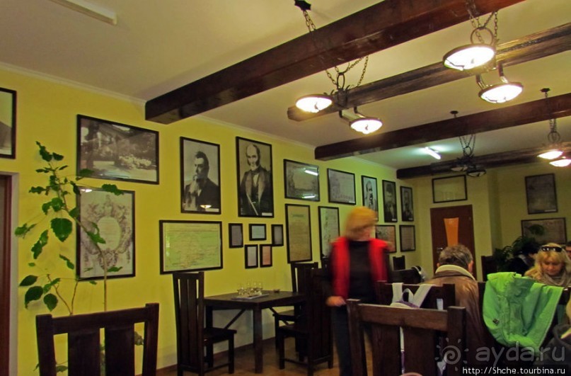 Попробуйте настоящего вина и консервированных фруктов