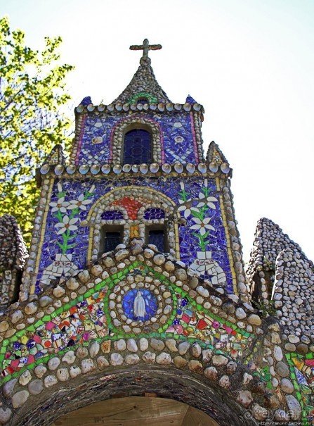 Маленькая, да просто шикарненькая