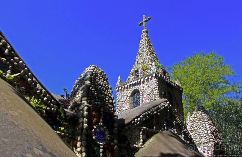 Маленькая, да просто шикарненькая