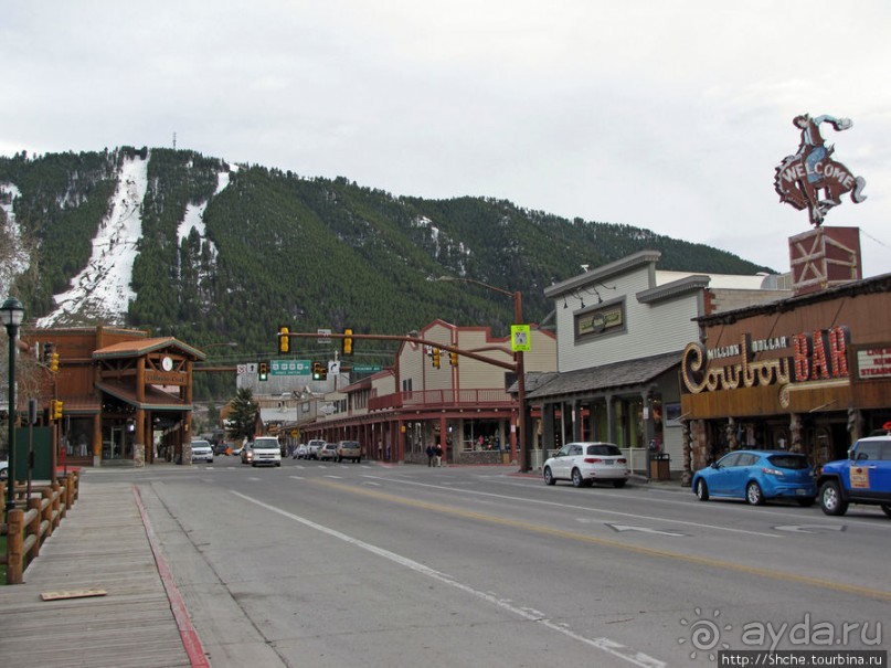 Джексон, сперва понравился, потом восхитил и влюбил в себя
