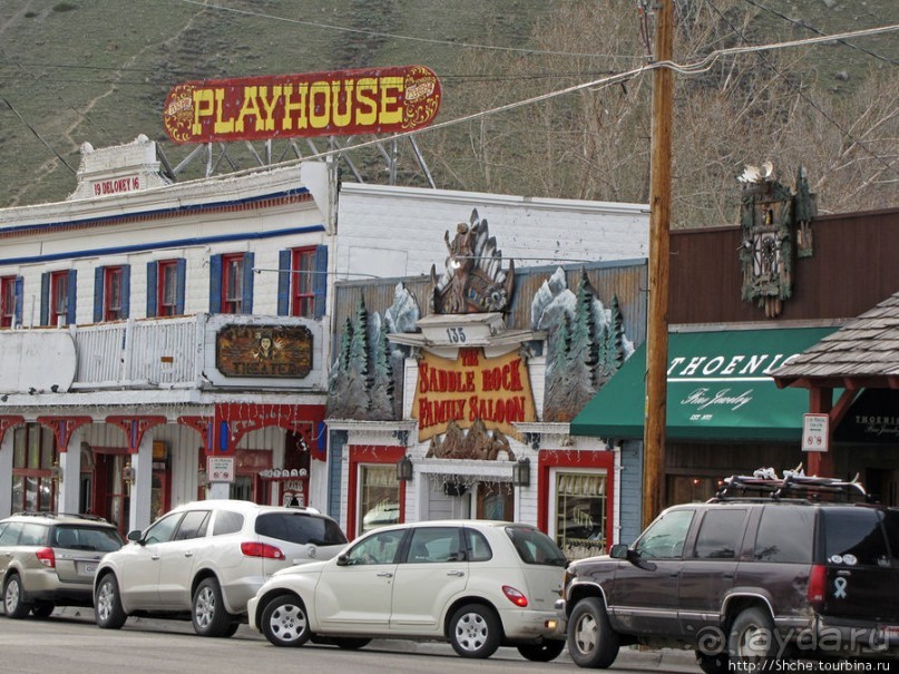 Джексон, сперва понравился, потом восхитил и влюбил в себя