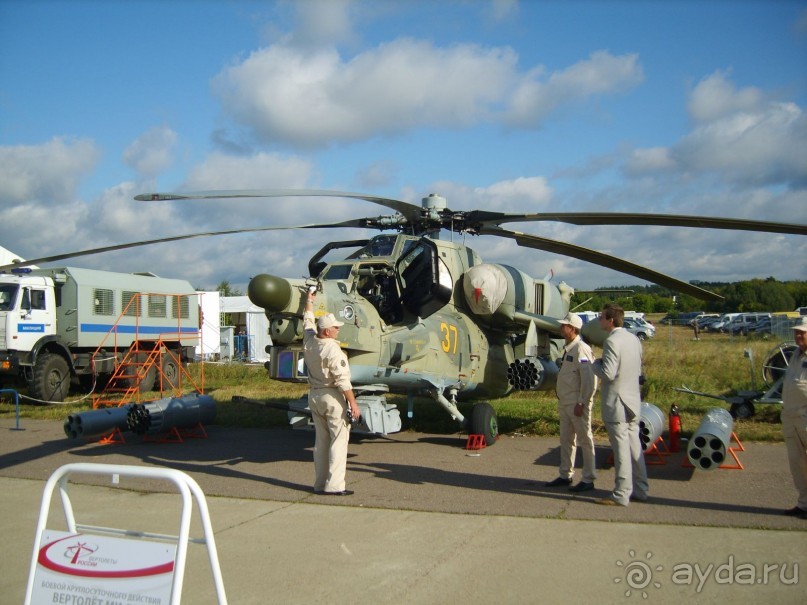 Все на МАКС смотреть на самолеты!