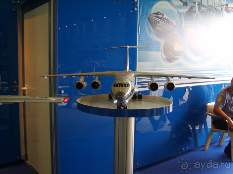 Все на МАКС смотреть на самолеты!