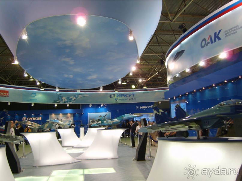 Все на МАКС смотреть на самолеты!
