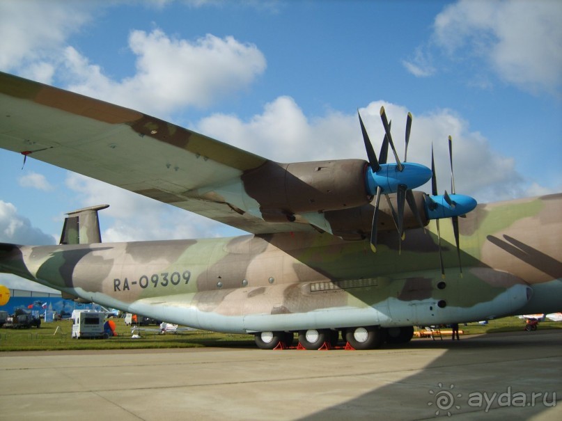 Все на МАКС смотреть на самолеты!