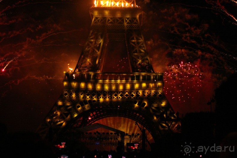 День взятия Бастилии в Париже