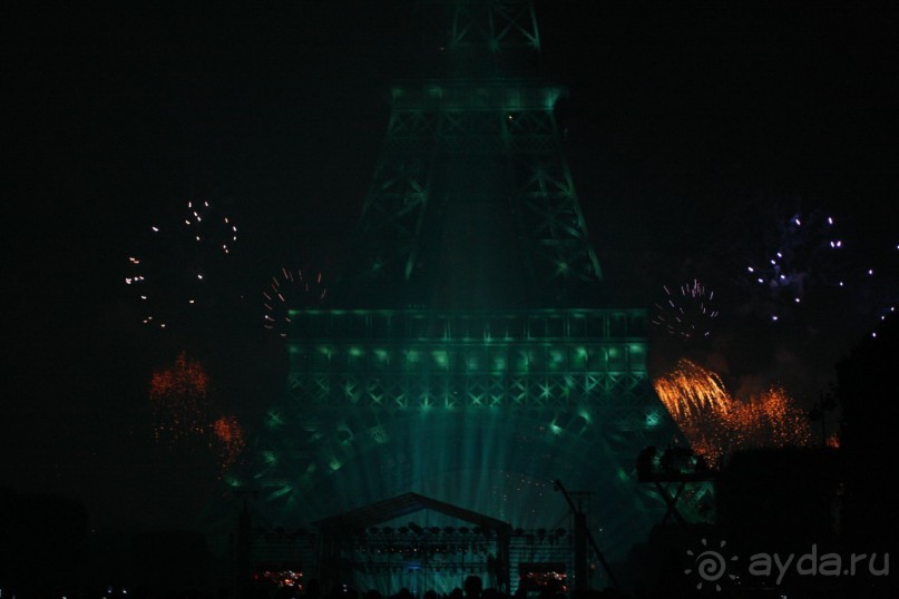 День взятия Бастилии в Париже