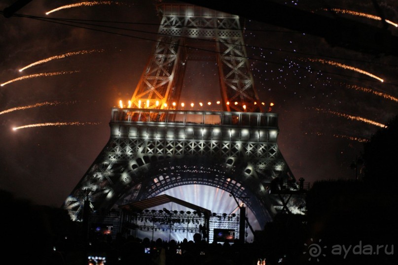 День взятия Бастилии в Париже