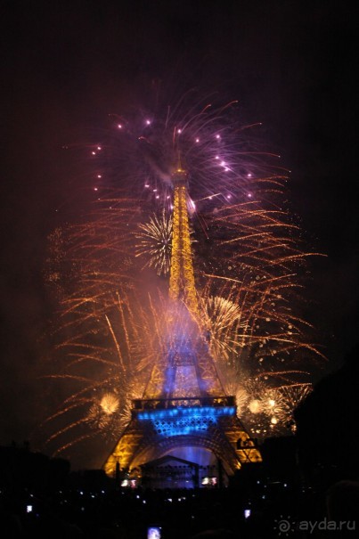 День взятия Бастилии в Париже