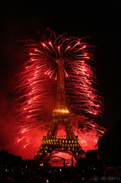 День взятия Бастилии в Париже