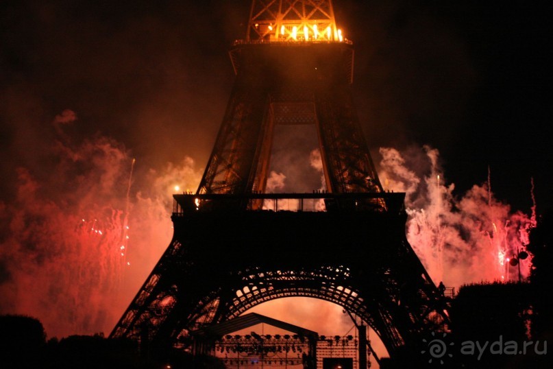 День взятия Бастилии в Париже