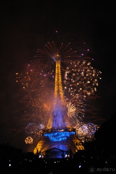 День взятия Бастилии в Париже