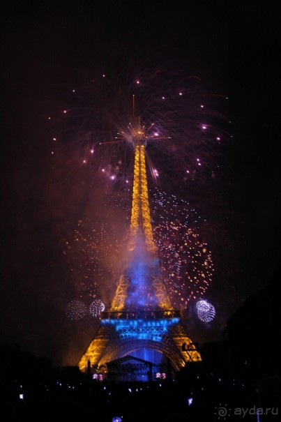 День взятия Бастилии в Париже