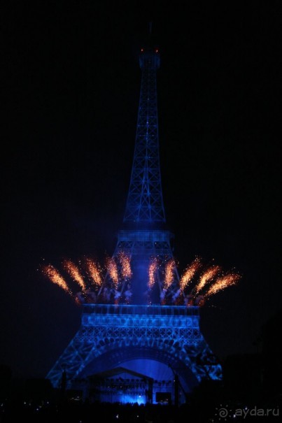 День взятия Бастилии в Париже