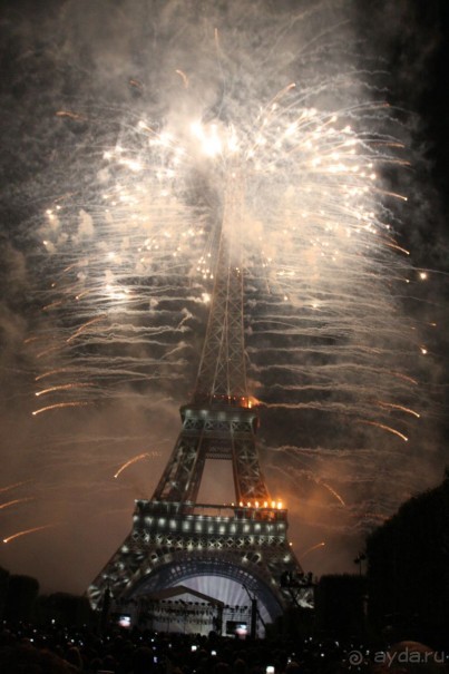 День взятия Бастилии в Париже