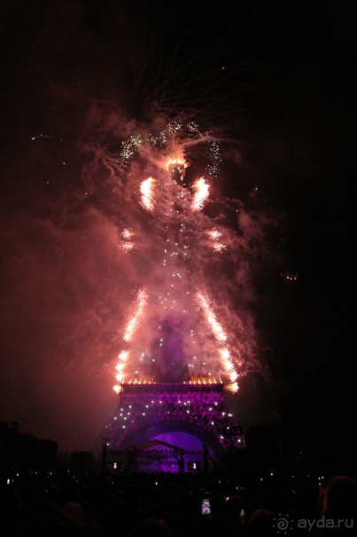 День взятия Бастилии в Париже