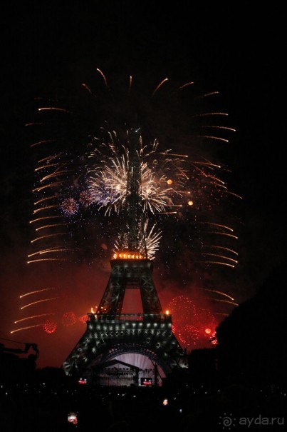 День взятия Бастилии в Париже