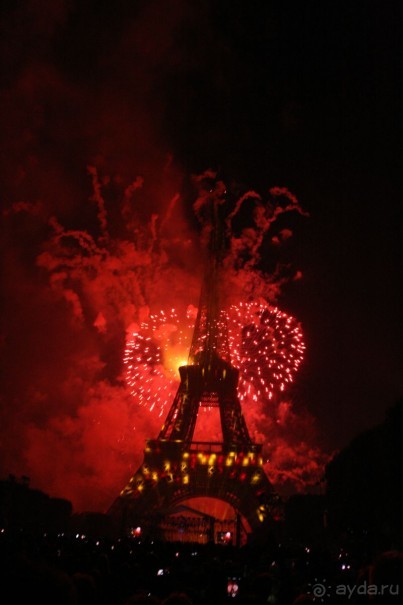 День взятия Бастилии в Париже